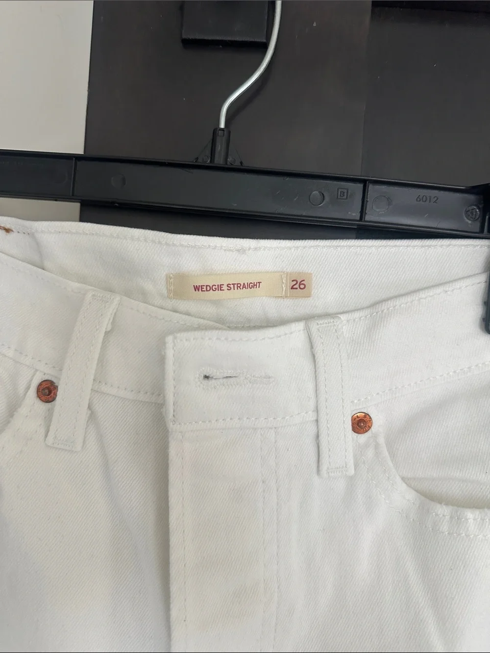 Levi's White Women’s Straight Jeans